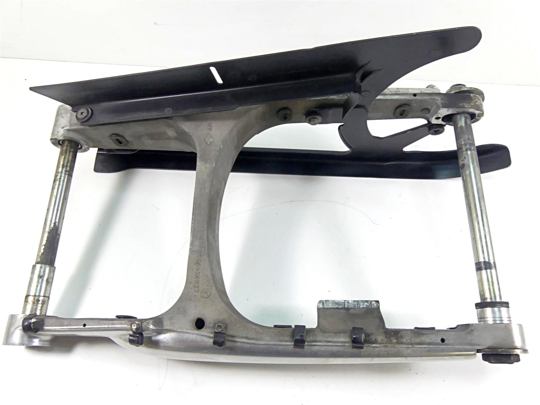 2013 Harley VRSCF Muscle Vrod Swingarm Swing Arm & Guards 48606-07A {{ shop.shopifyCountryName }} - Mototech271