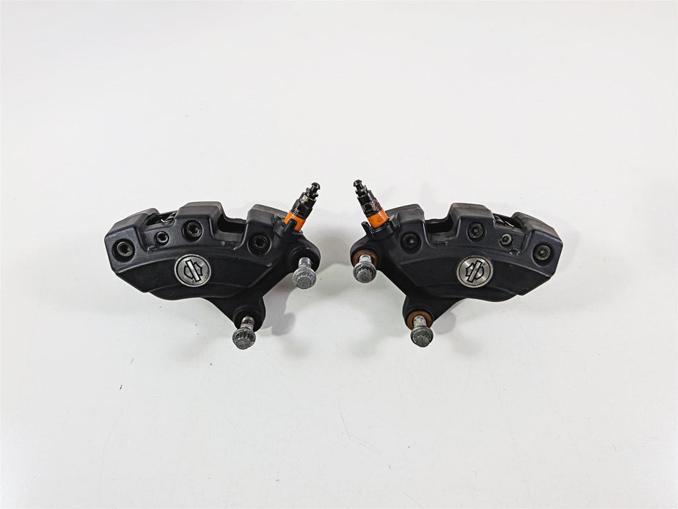 2017 Harley Touring FLHXS Street Glide Front Brake Caliper Set 43027-08 44023-08 {{ shop.shopifyCountryName }} - Mototech271