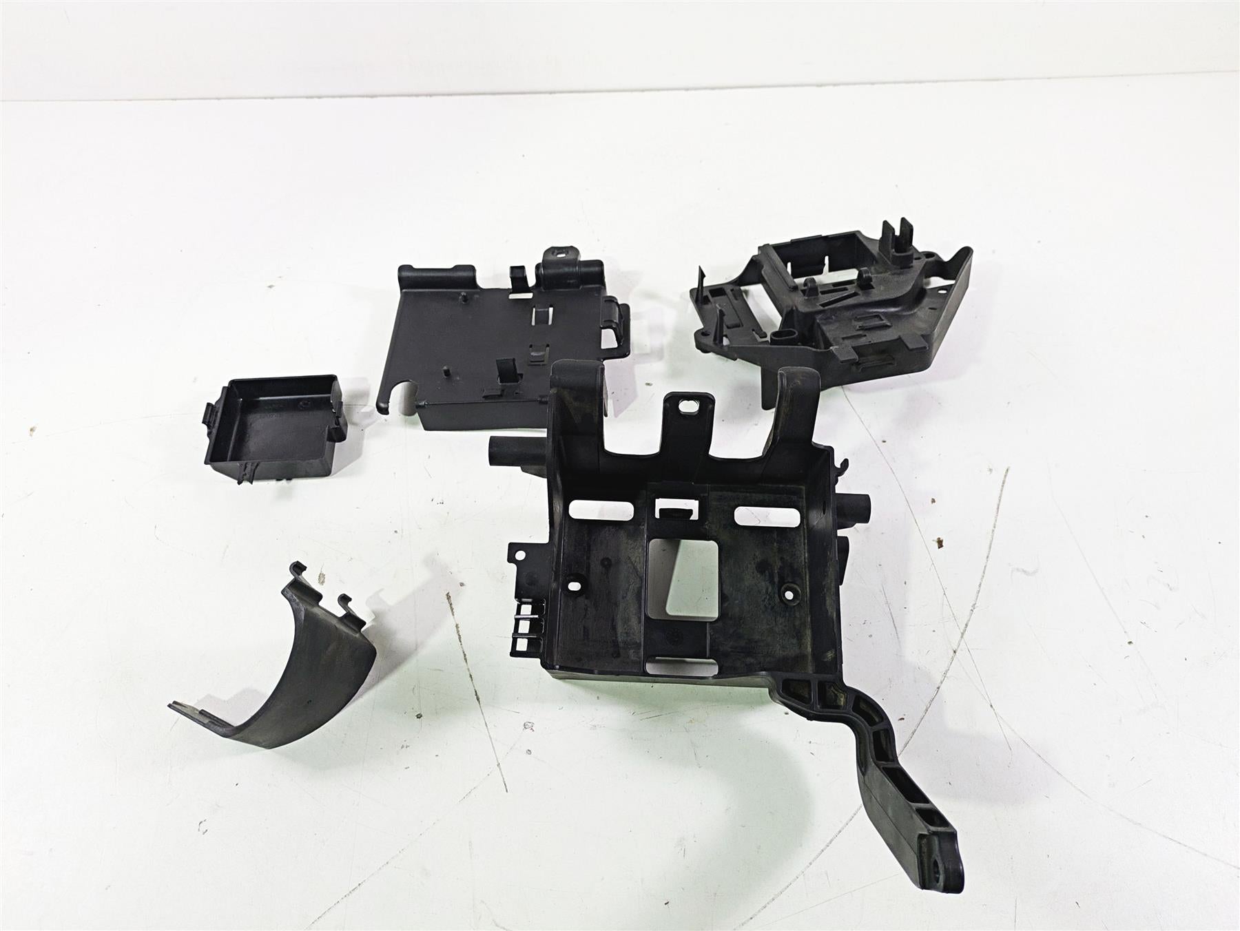 2008 Harley Touring FLHTP Electra Glide Electrical Wiring Holder Set 70344-08 {{ shop.shopifyCountryName }} - Mototech271