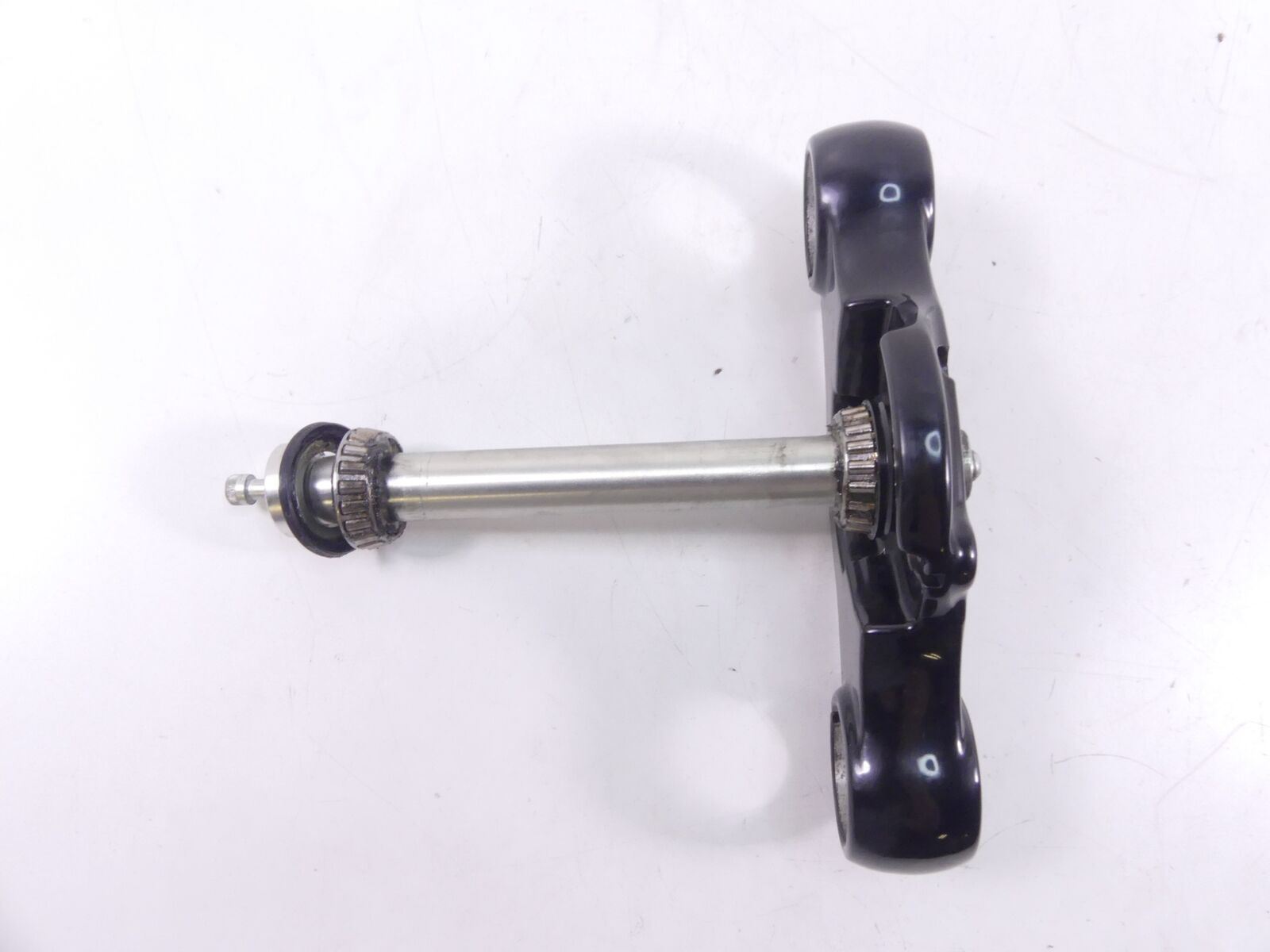 2019 Harley Softail FXBB Street Bob Lower Triple Tree Yoke 49mm 45900170 {{ shop.shopifyCountryName }} - Mototech271