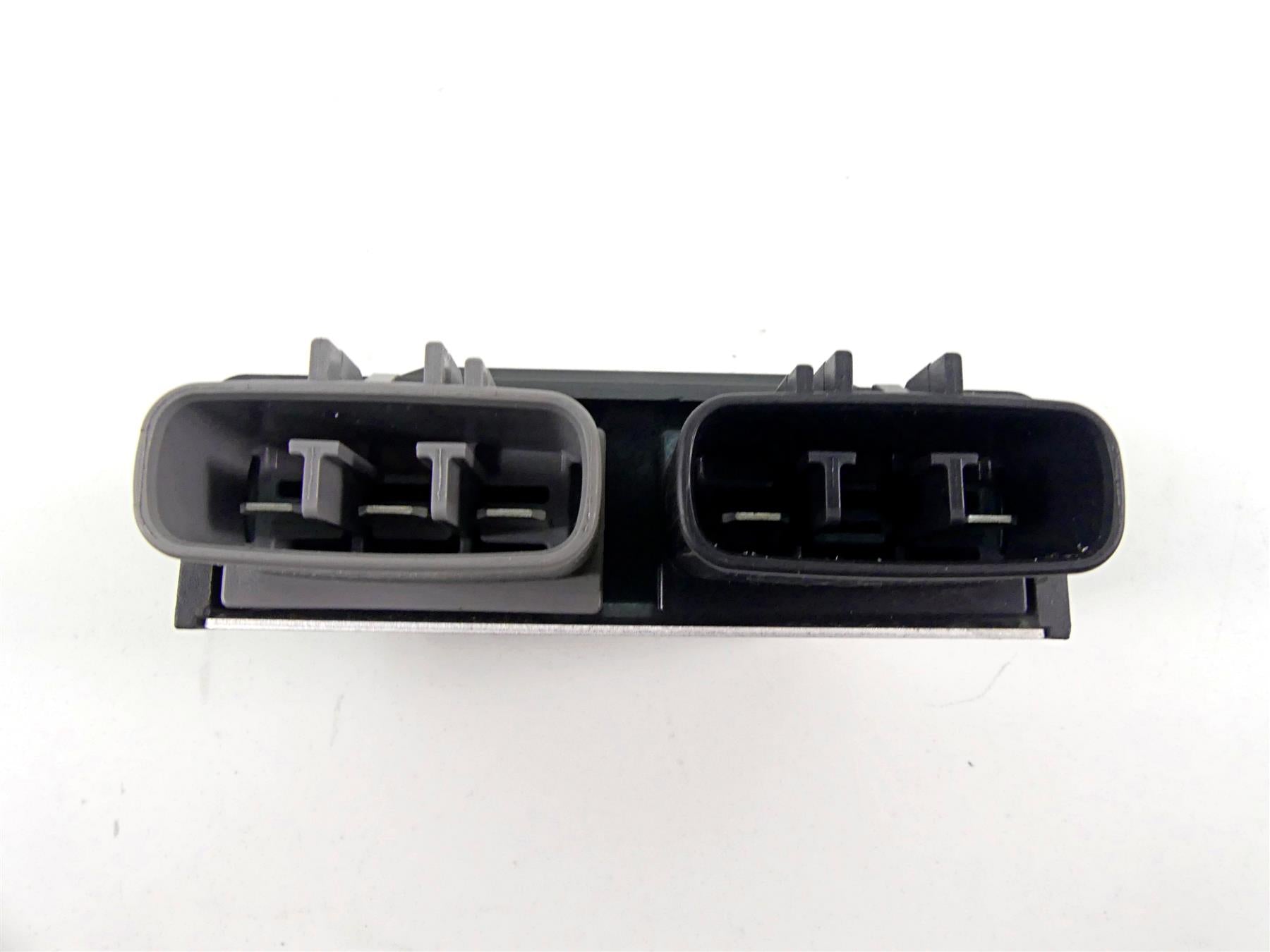 2012 Yamaha VMX17 VMAX 1700 Rectifier Voltage Regulator 1D7-81960-00-00 FH020AA {{ shop.shopifyCountryName }} - Mototech271