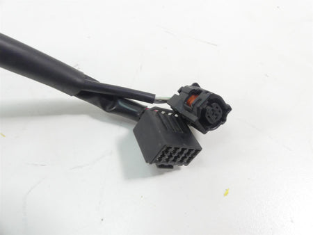 2015 Yamaha MT09 FZ09 Right Hand Start Kill Control Switch 1RC-83963-00-00 {{ shop.shopifyCountryName }} - Mototech271