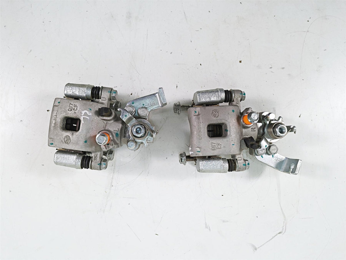 2021 CFMoto Zforce 500 Trail Rear Brake Caliper Set 5BWB-081200-10000 {{ shop.shopifyCountryName }} - Mototech271