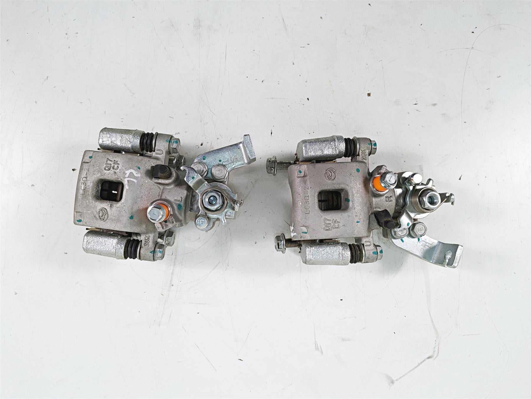 2021 CFMoto Zforce 500 Trail Rear Brake Caliper Set 5BWB-081200-10000 {{ shop.shopifyCountryName }} - Mototech271
