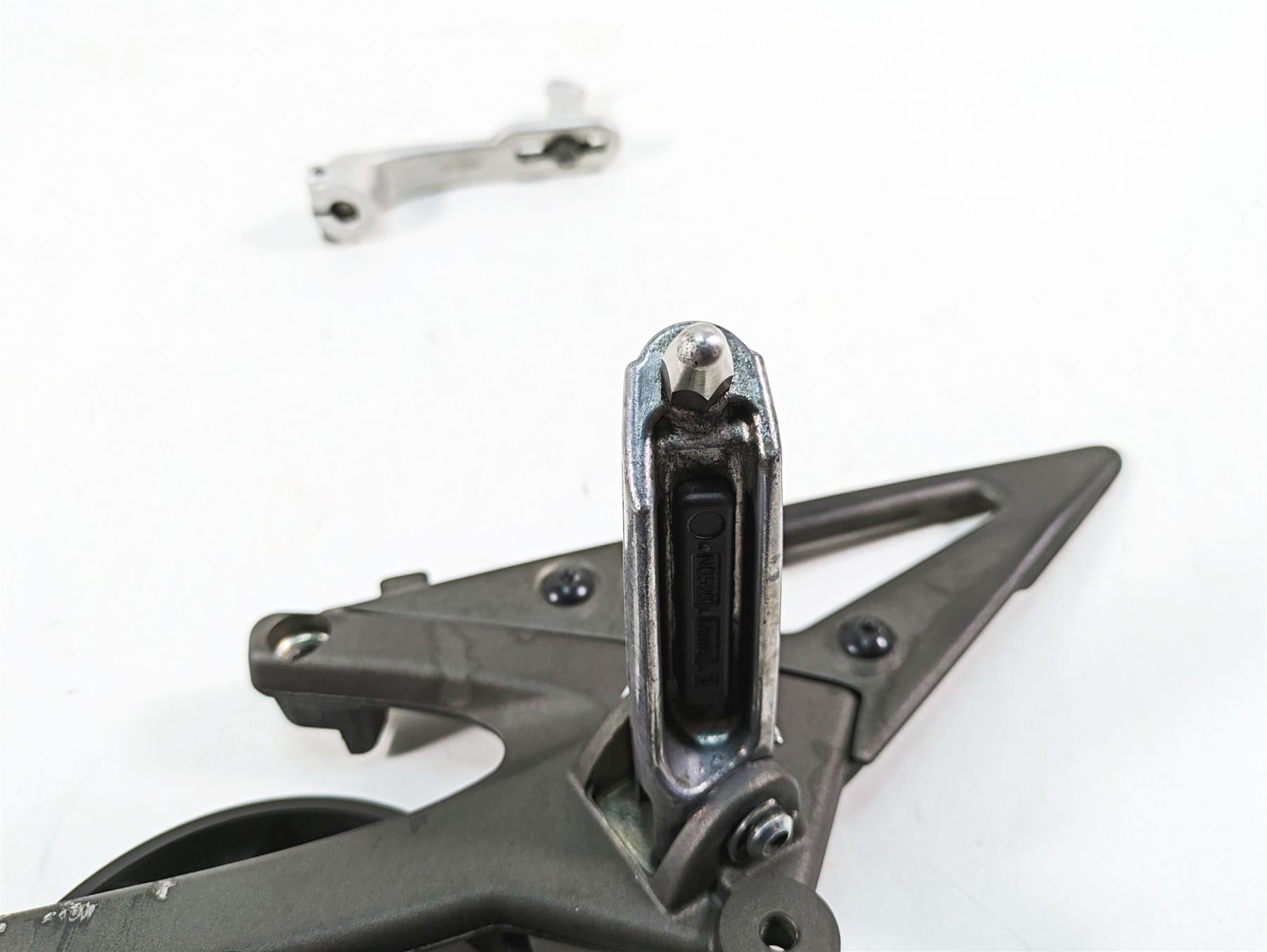 2008 Buell 1125 R Left Footpeg Foot Peg Rest Shifter Pedal N0402.1AMEYCP {{ shop.shopifyCountryName }} - Mototech271
