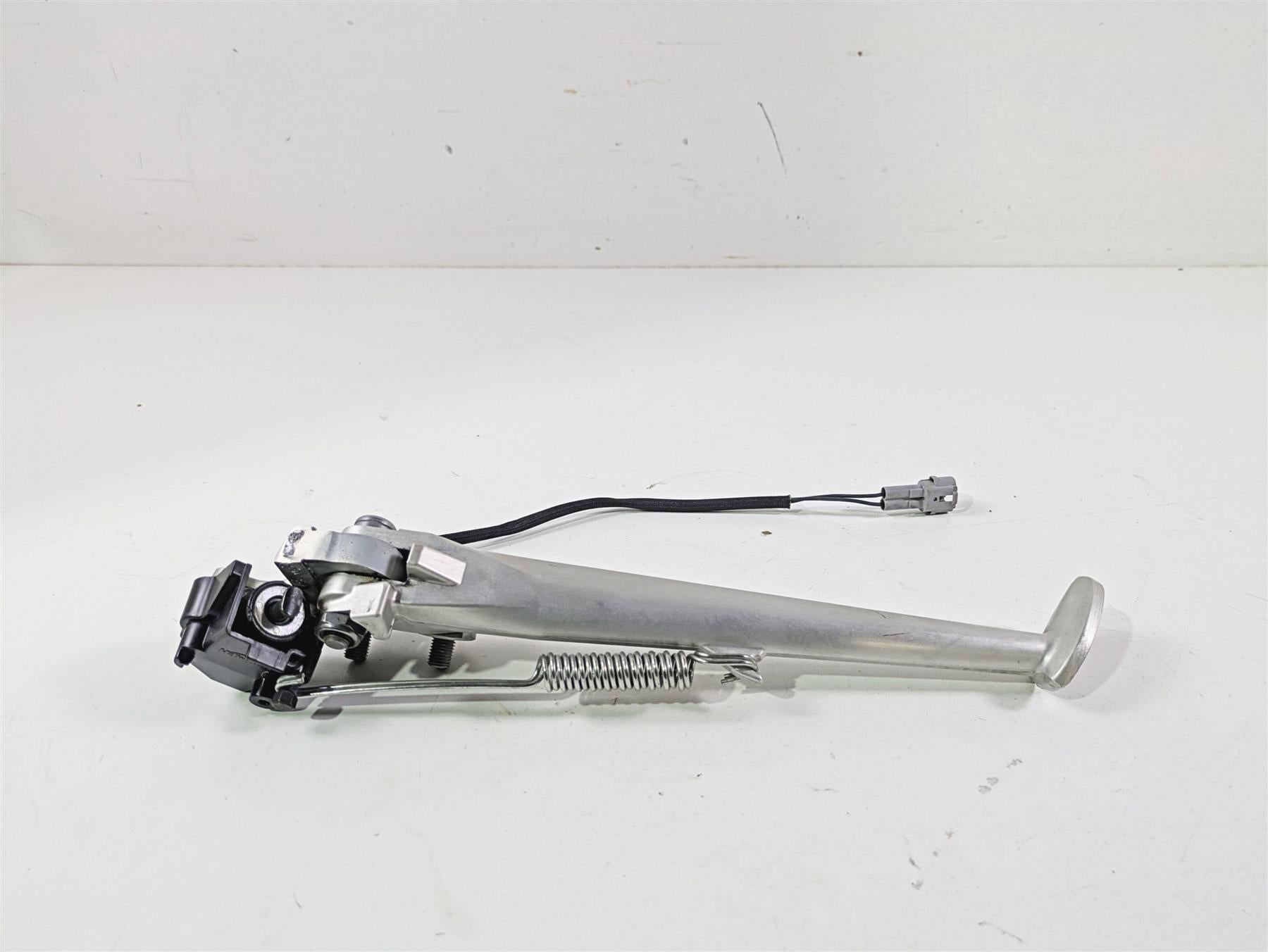 2024 Triumph Street Triple 765 R Side Kickstand Kick Stand T2082009 {{ shop.shopifyCountryName }} - Mototech271