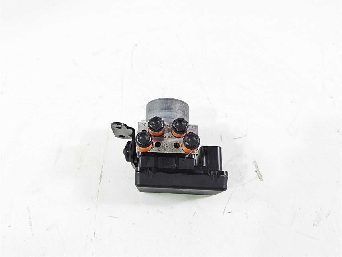 2018 Ducati Hypermotard 939 SP Abs Brake Pump Module Unit 54240402A {{ shop.shopifyCountryName }} - Mototech271