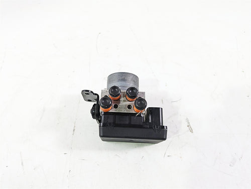 2018 Ducati Hypermotard 939 SP Abs Brake Pump Module Unit 54240402A | Mototech271