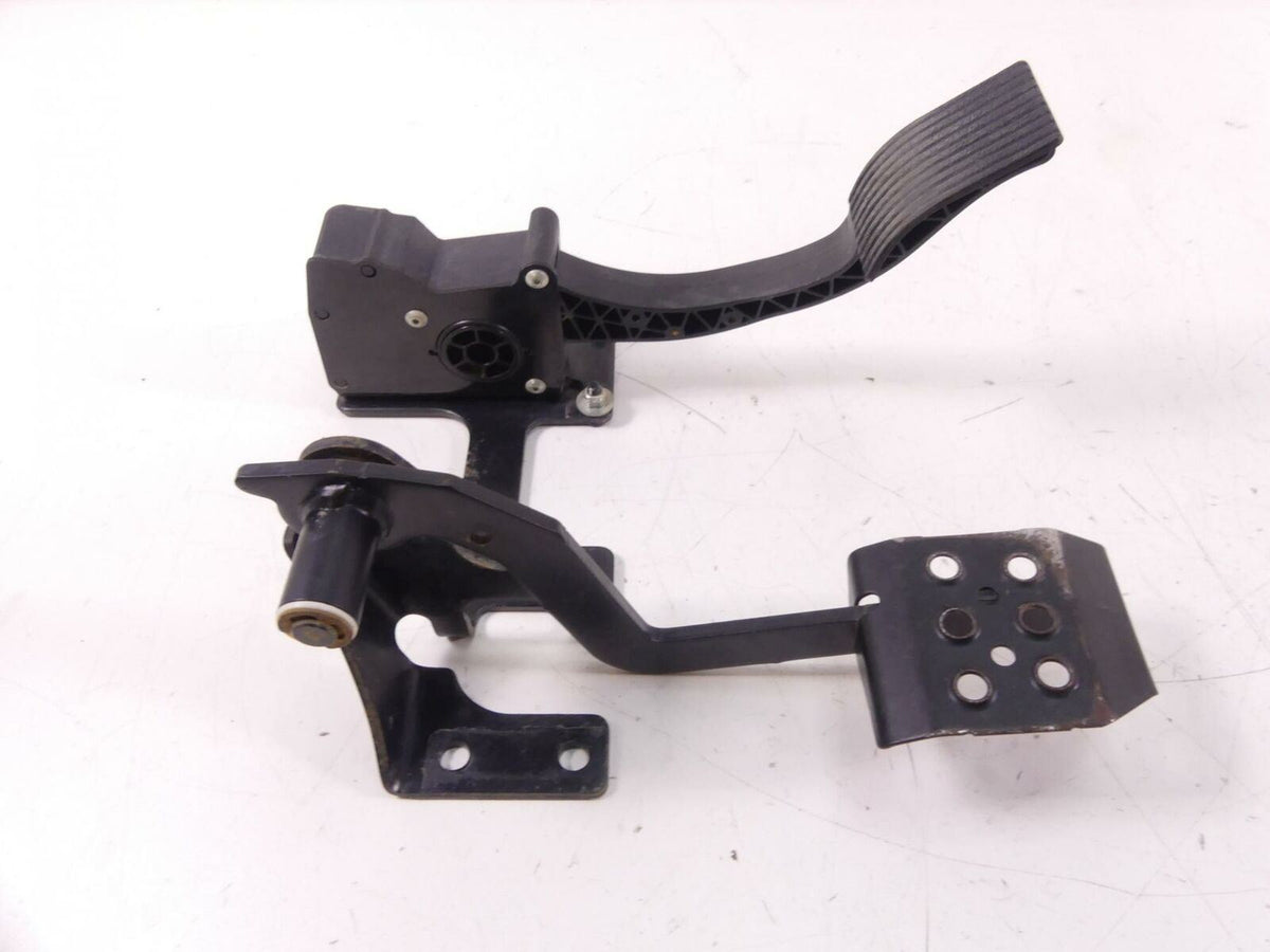 2018 Polaris RZR XP 1000 EPS Brake Accelerate Foot Pedal Set 1021765-458 4014042 {{ shop.shopifyCountryName }} - Mototech271