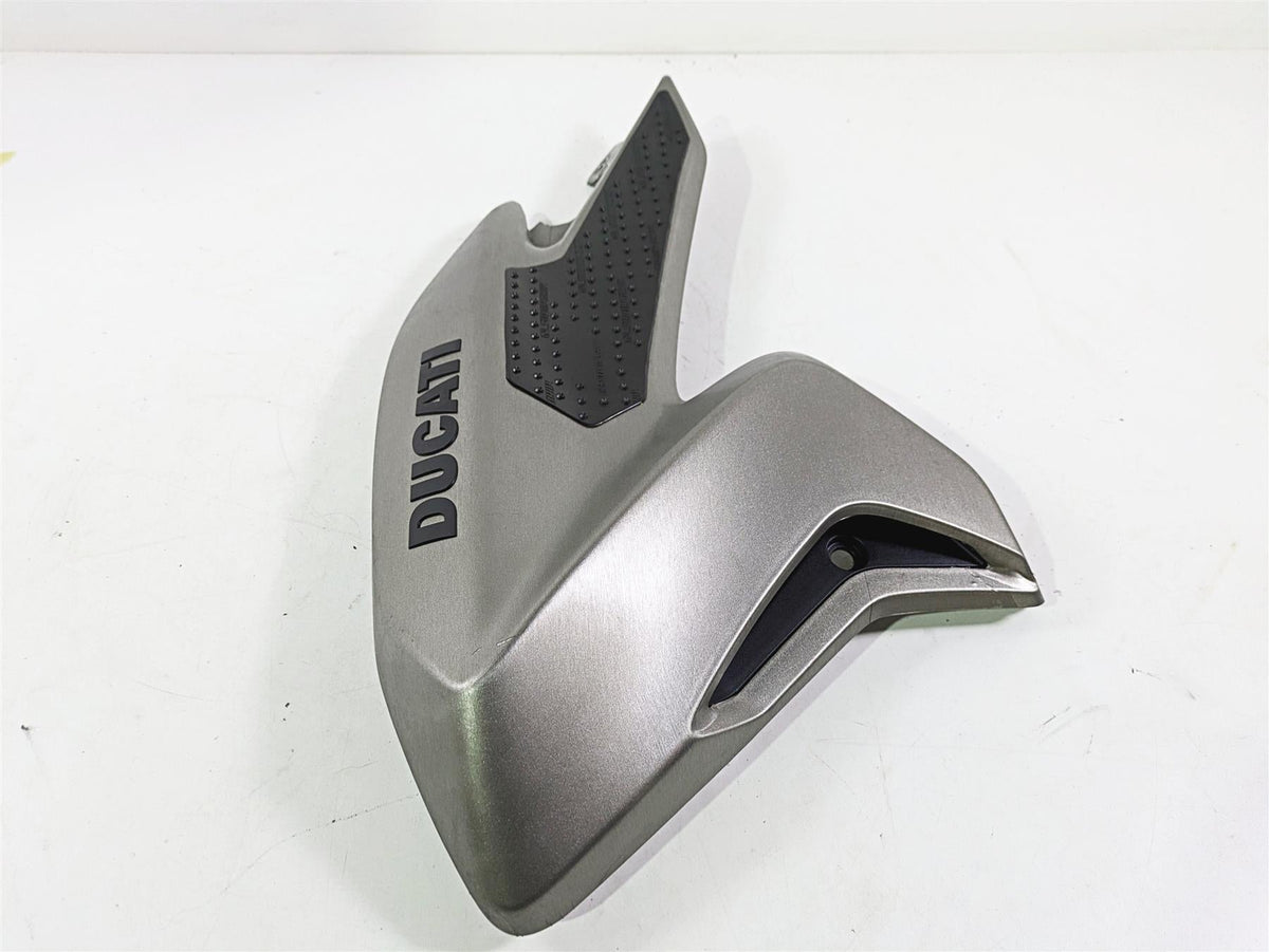 2013 Ducati Hyperstrada 821 Left Tank Cover Fairing Wrapped -Read 480P5681 {{ shop.shopifyCountryName }} - Mototech271