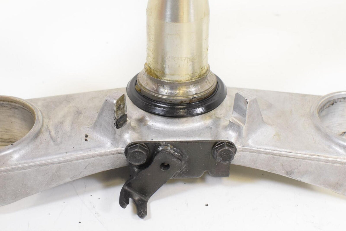 02 Kawasaki ZX12R ZX12 ZX1200 Lower Triple Tree Steering Clamp Yoke 44037-1431 {{ shop.shopifyCountryName }} - Mototech271