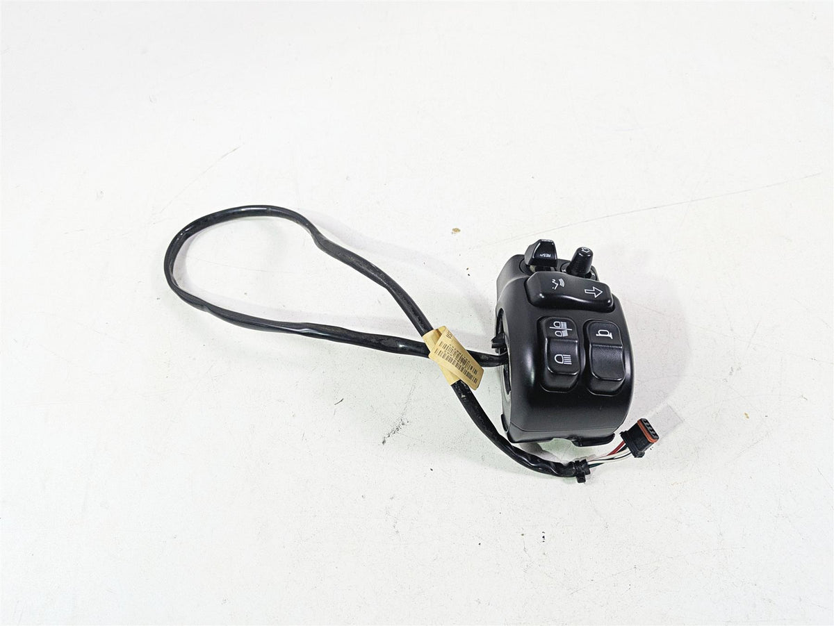2015 Harley Touring FLHTKL Electra Glide Left Cruise Control Switch 71500128B {{ shop.shopifyCountryName }} - Mototech271