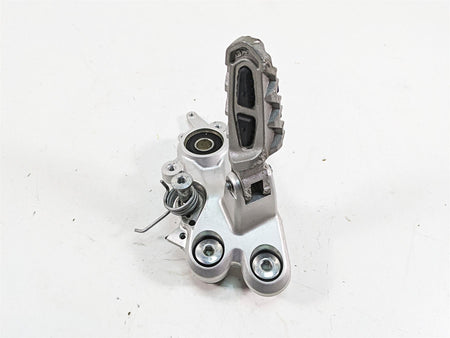 2020 Ducati Hypermotard 950 SP Right Foot Peg Footpeg + Bracket 82413581AB {{ shop.shopifyCountryName }} - Mototech271