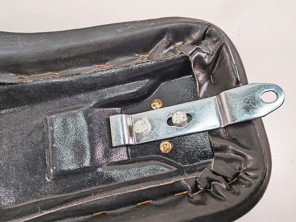 1986 Harley Sportster XLH 883 Rider Driver Pillow Cushion Seat Saddle 52004-94B {{ shop.shopifyCountryName }} - Mototech271