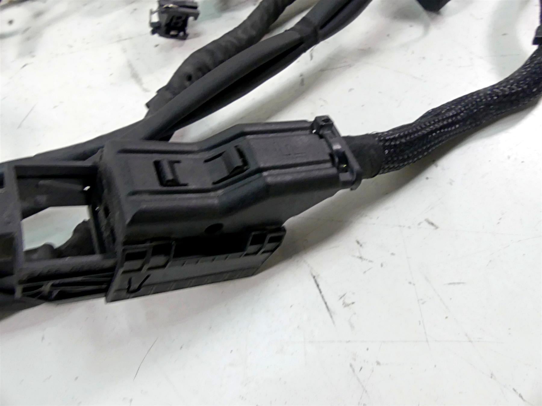 2018 BMW S1000RR K46 Wiring Harness & Engine Harness Esa 12518556757 61118355084 {{ shop.shopifyCountryName }} - Mototech271