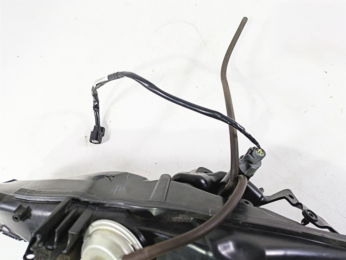 2008 Honda CBR1000RR SC59 Right Upper Air Intake Duct - Read 64330-MFL-672 {{ shop.shopifyCountryName }} - Mototech271