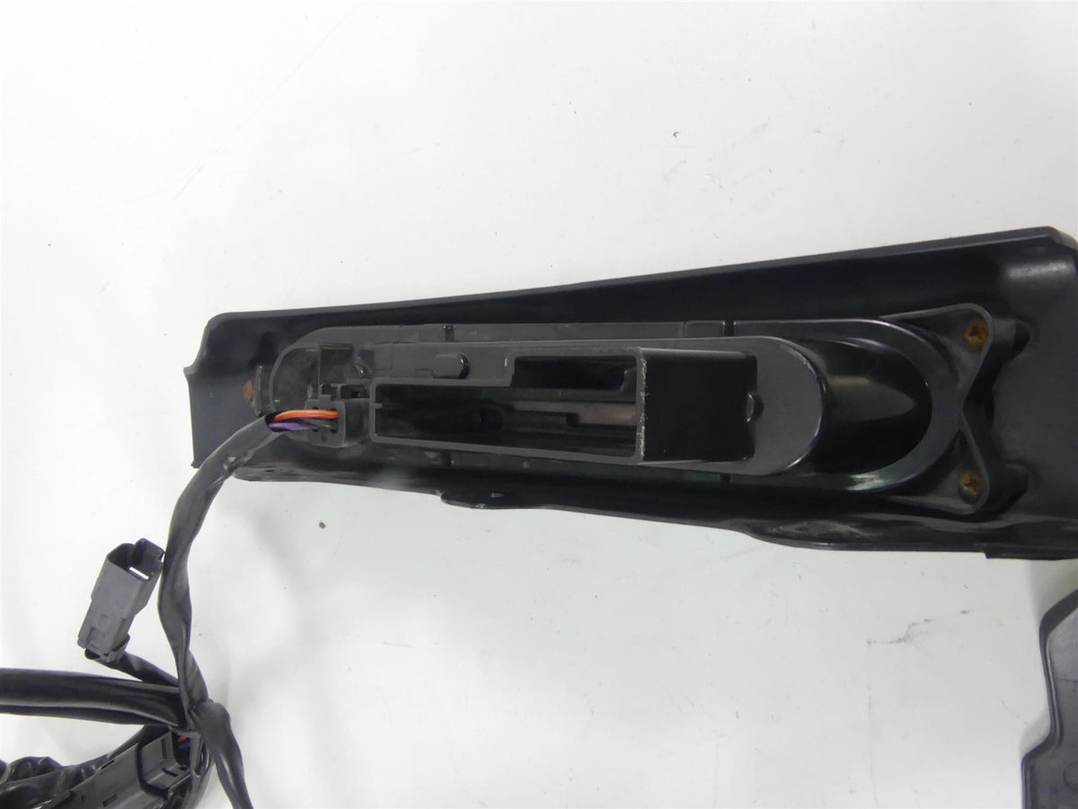 2011 Harley Touring FLTRU Road Glide Aftermarket Extension Fascia Lights Kit {{ shop.shopifyCountryName }} - Mototech271