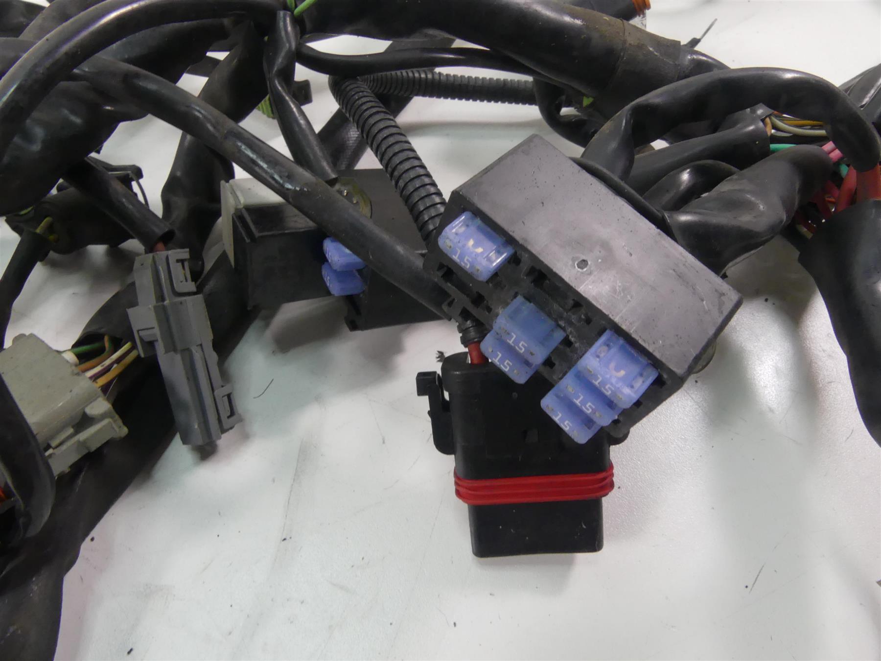 2005 Harley Dyna FXDLI Low Rider Efi Wiring Harness Loom - No Cuts 69602-04 {{ shop.shopifyCountryName }} - Mototech271