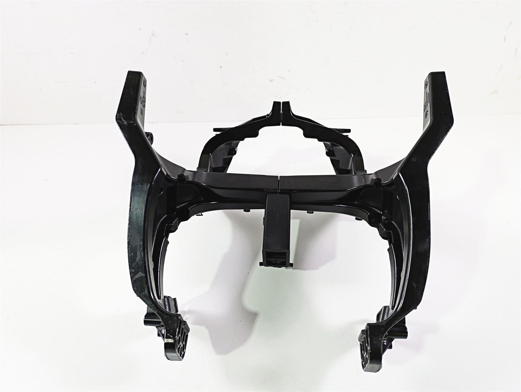 2019 BMW R1250RT K52 Front Fairing Stay Carrier Set 46638529329 46638529330 {{ shop.shopifyCountryName }} - Mototech271