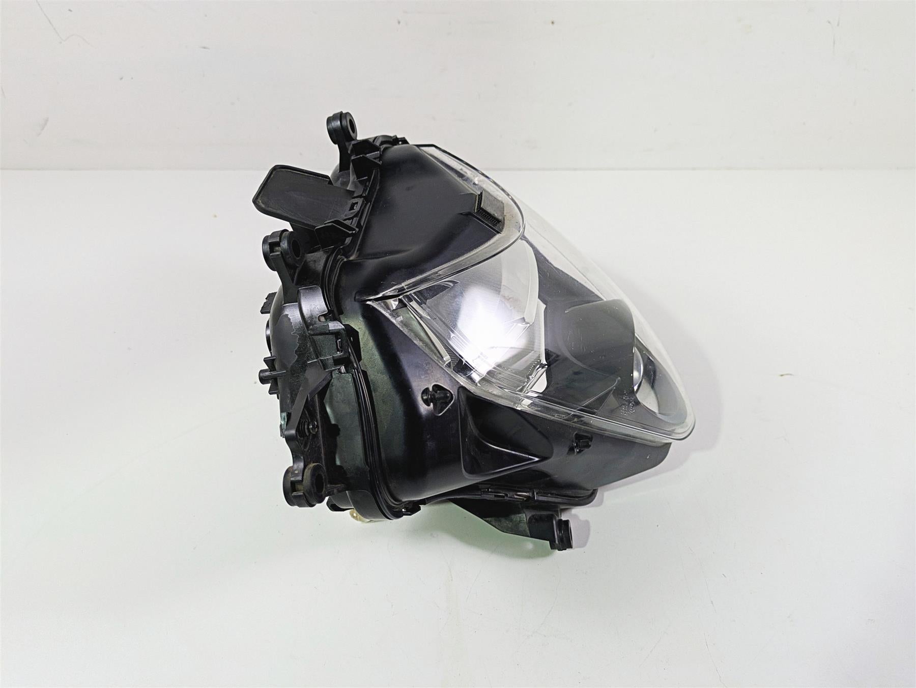 2023 Suzuki GSX1300 RR Hayabusa Headlight Head Light Lamp - Read 35100-10L00 {{ shop.shopifyCountryName }} - Mototech271