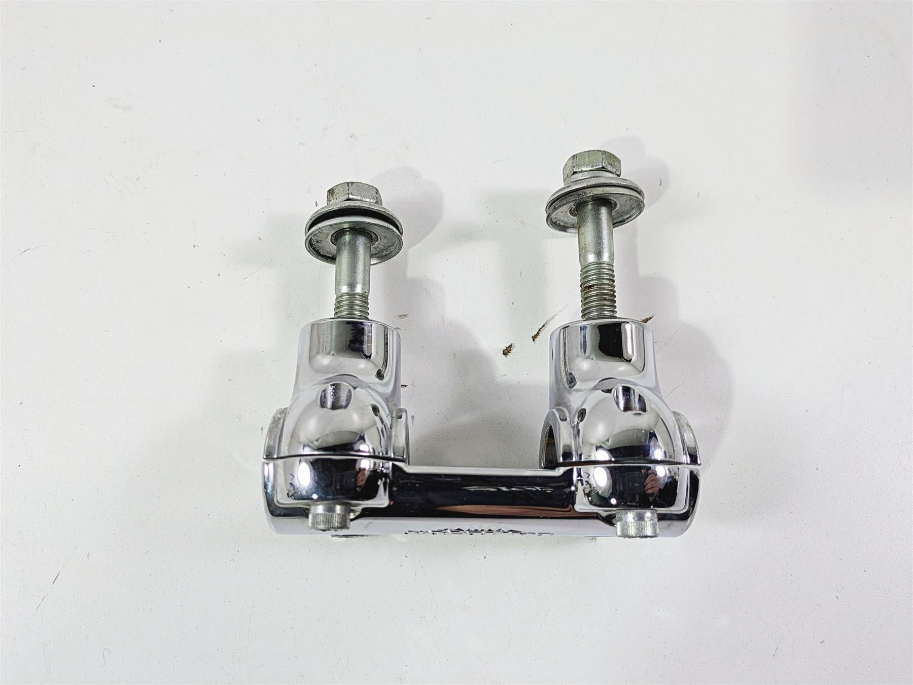 2014 Harley FLS Softail Slim Handlebar Riser Clamp Set 55984-07 56998-09 {{ shop.shopifyCountryName }} - Mototech271