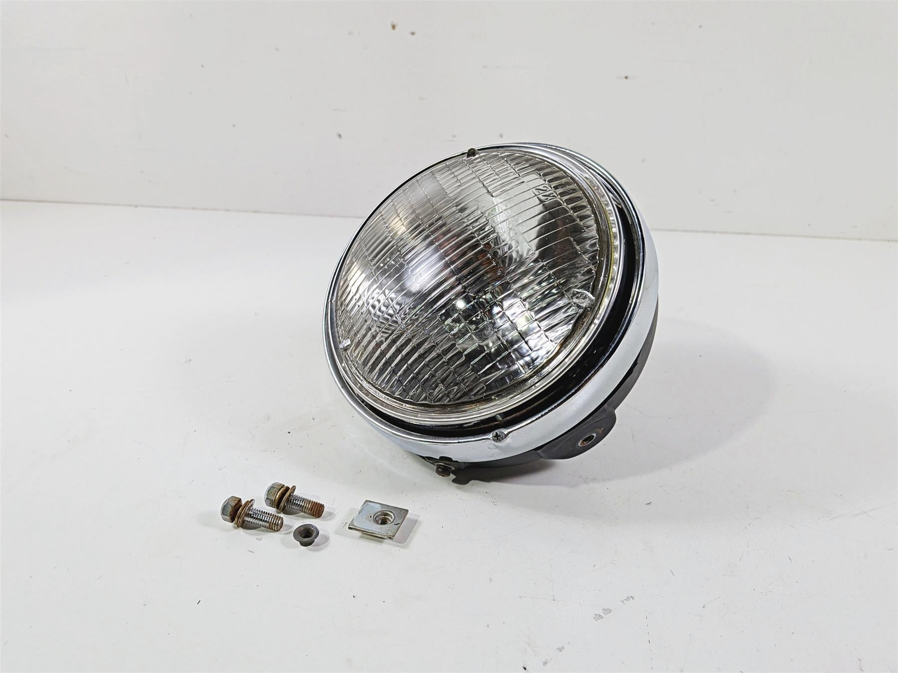 1978 Suzuki GS550 E Headlight Head Light Lamp Lens 35100-45600 35100-45601 {{ shop.shopifyCountryName }} - Mototech271