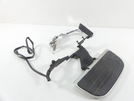 2007 Honda VTX1800 T1 Right Front Floor Board & Brake Pedal Set 50615-MCV-000 {{ shop.shopifyCountryName }} - Mototech271