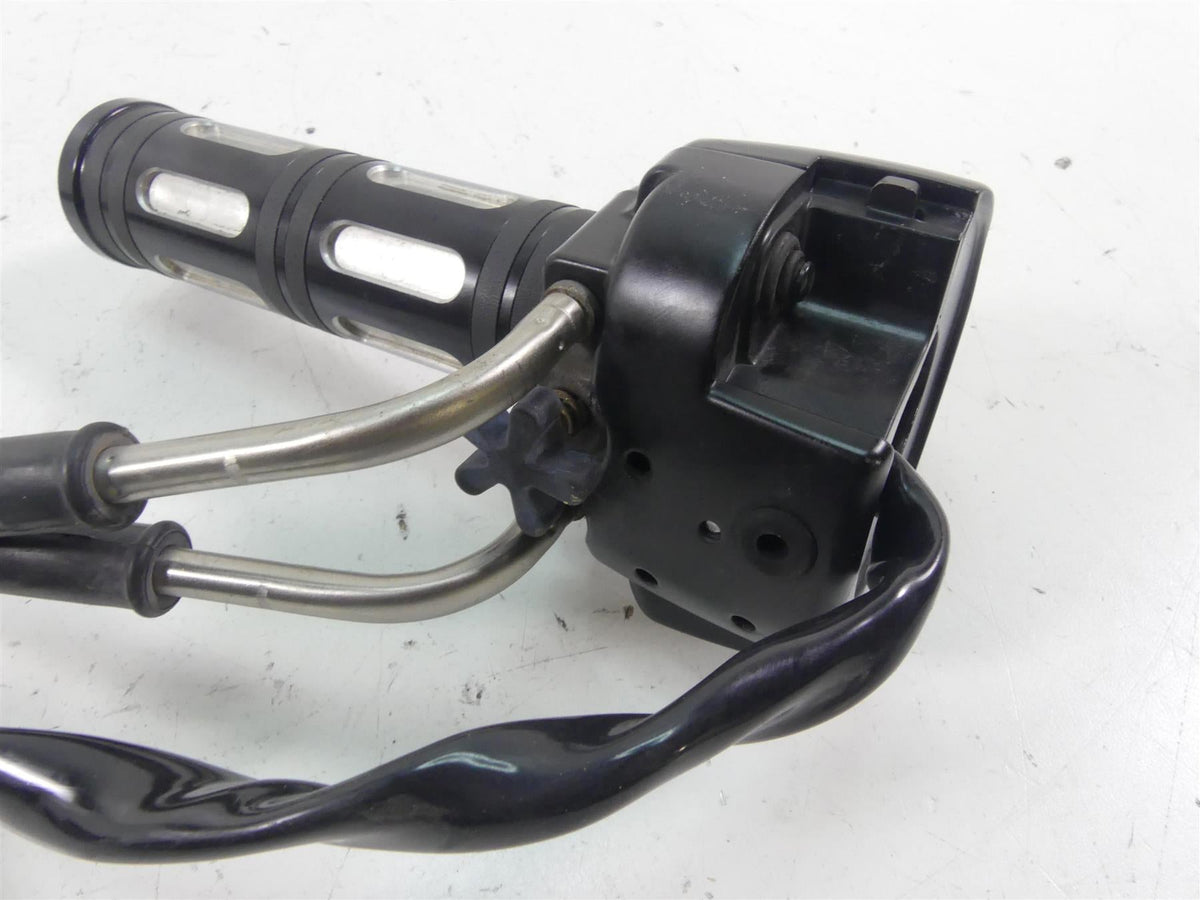 2012 Harley VRSCF Muscle Rod Right Hand Throttle Control Switch - Read 71684-06A {{ shop.shopifyCountryName }} - Mototech271
