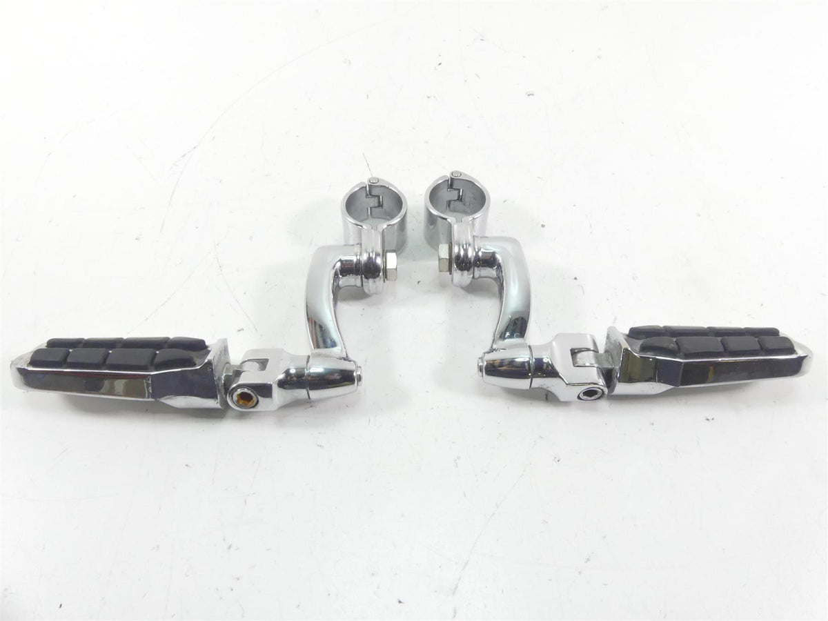 2007 Victory Vegas Jackpot Chrome Highway Footpeg Set {{ shop.shopifyCountryName }} - Mototech271