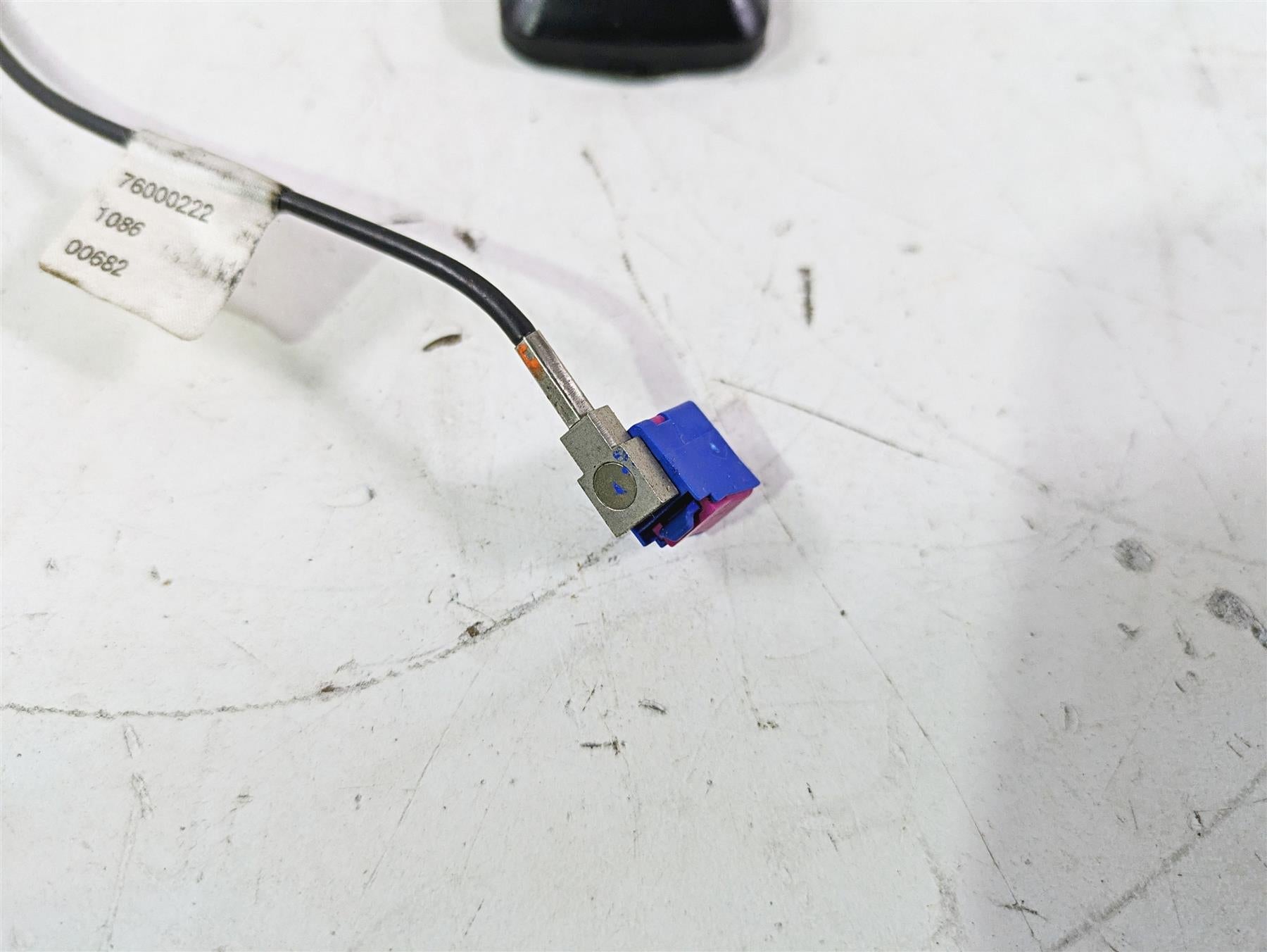 2015 Harley Touring FLHTKL E -Glide Low Gps Antenna Wiring 76000222 {{ shop.shopifyCountryName }} - Mototech271