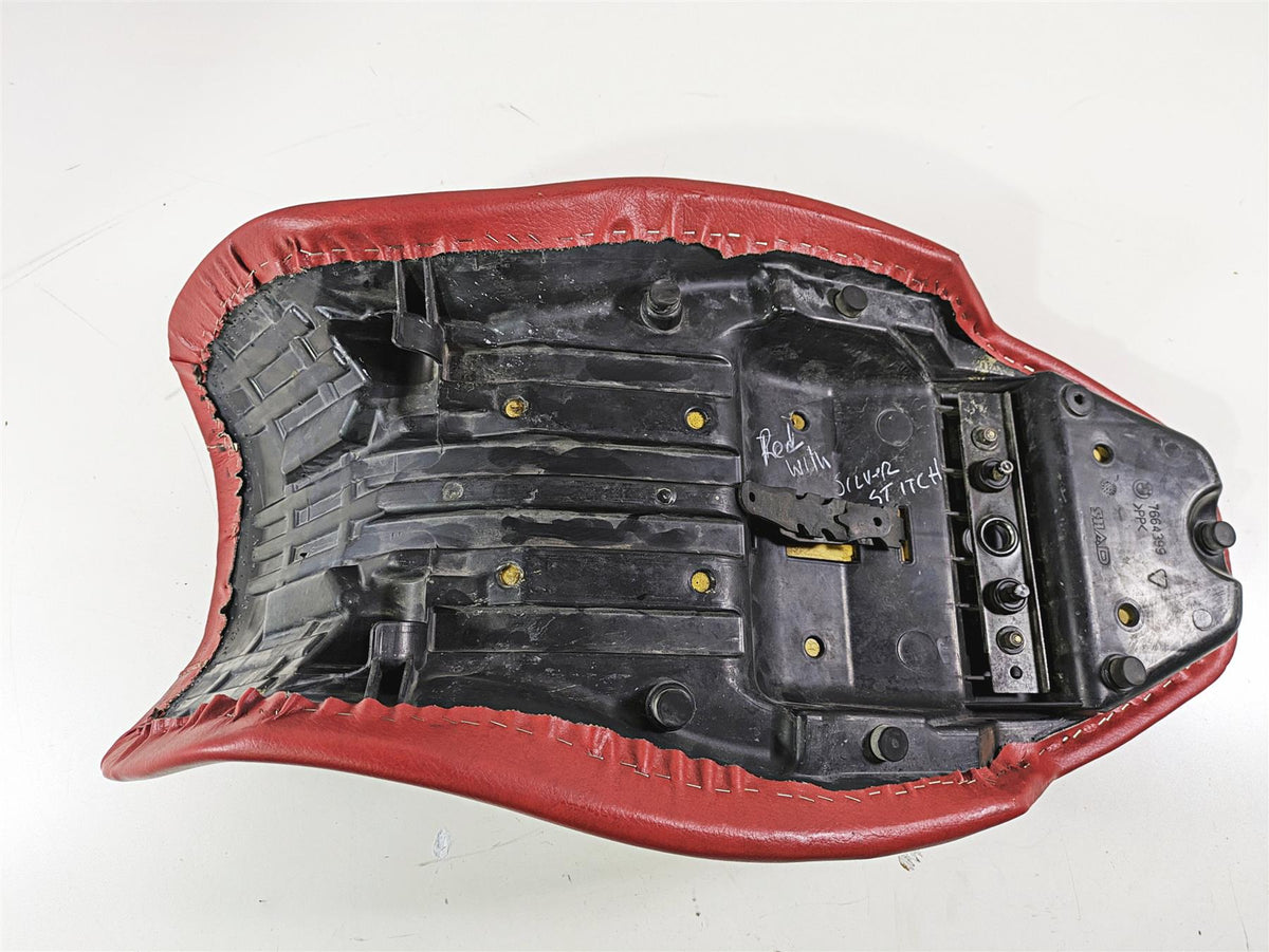2004 BMW R1150GS R21 Red Dual Seat Saddle With Silver Stitch 7664399 {{ shop.shopifyCountryName }} - Mototech271