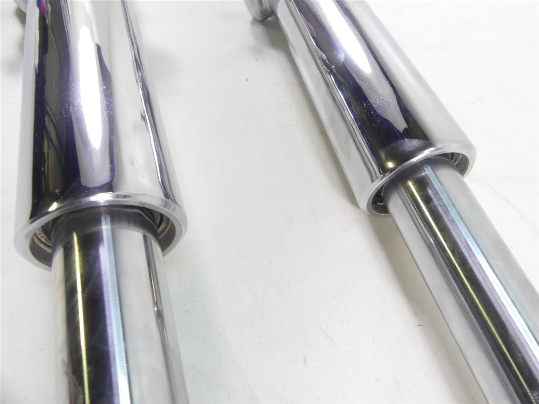 2004 Harley FLHTC SE CVO Electra Glide Front 41mm Chrome Forks 45500168 {{ shop.shopifyCountryName }} - Mototech271