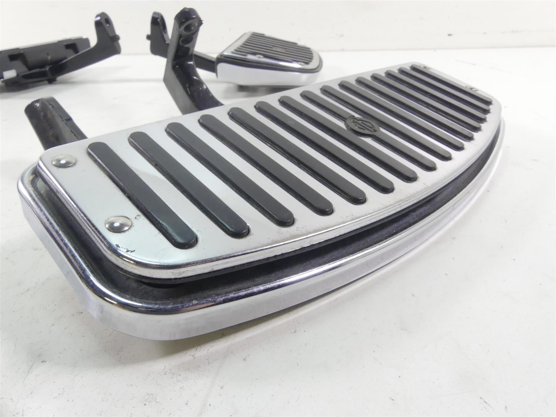 2002 Harley Touring FLHRCI Road King Chrome Floor Board Shifter Brake Pedal Set {{ shop.shopifyCountryName }} - Mototech271