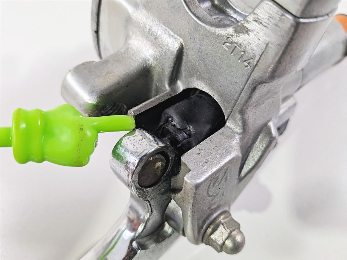 2003 Honda V-Twin VTX1800 C Clutch Master Cylinder 22890-MCH-006 {{ shop.shopifyCountryName }} - Mototech271