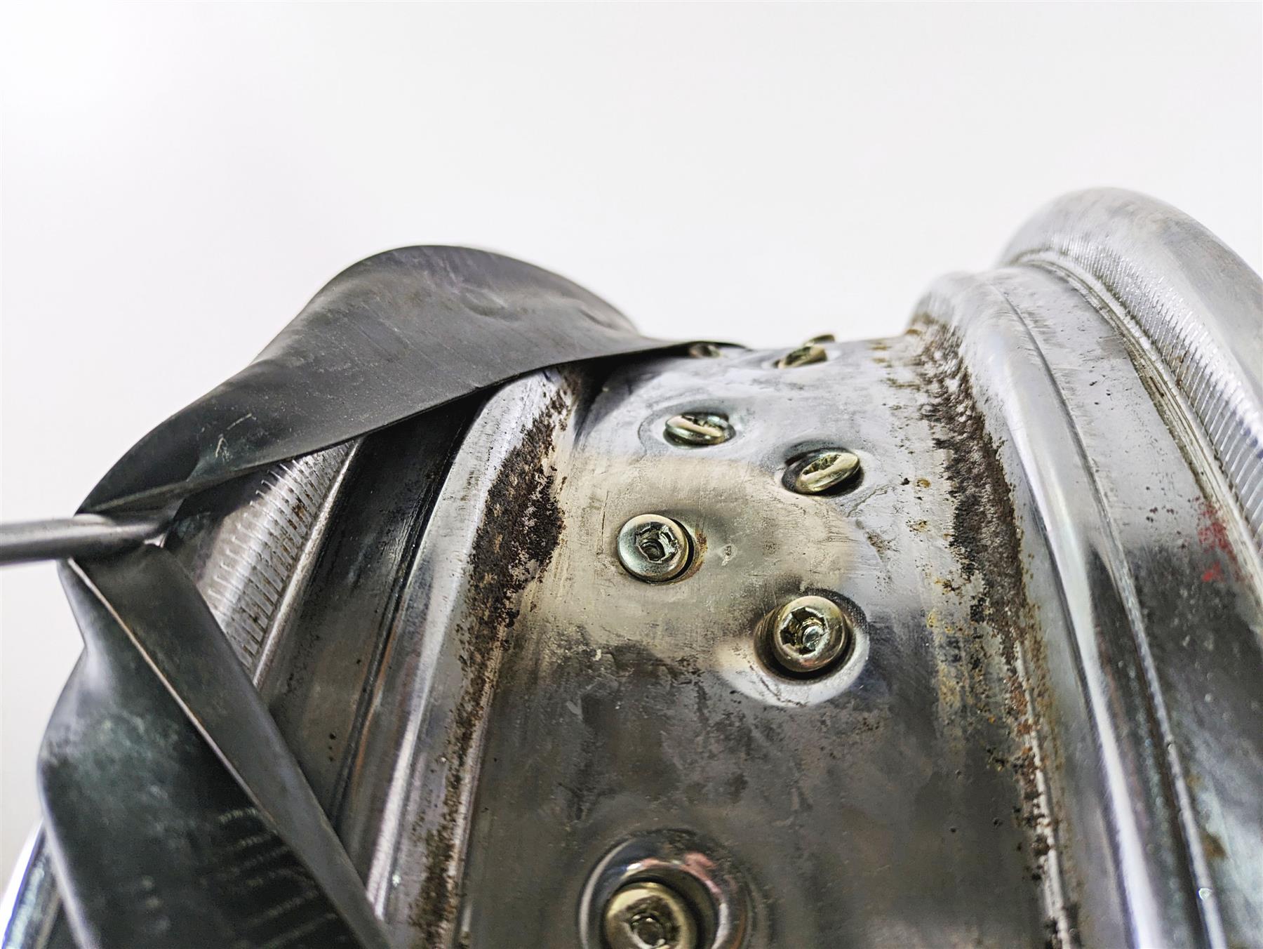 2002 Honda VTX1800 Retro Straight 15x4.5 Spoke Rear Wheel Rim 42650-MCV-A11 {{ shop.shopifyCountryName }} - Mototech271