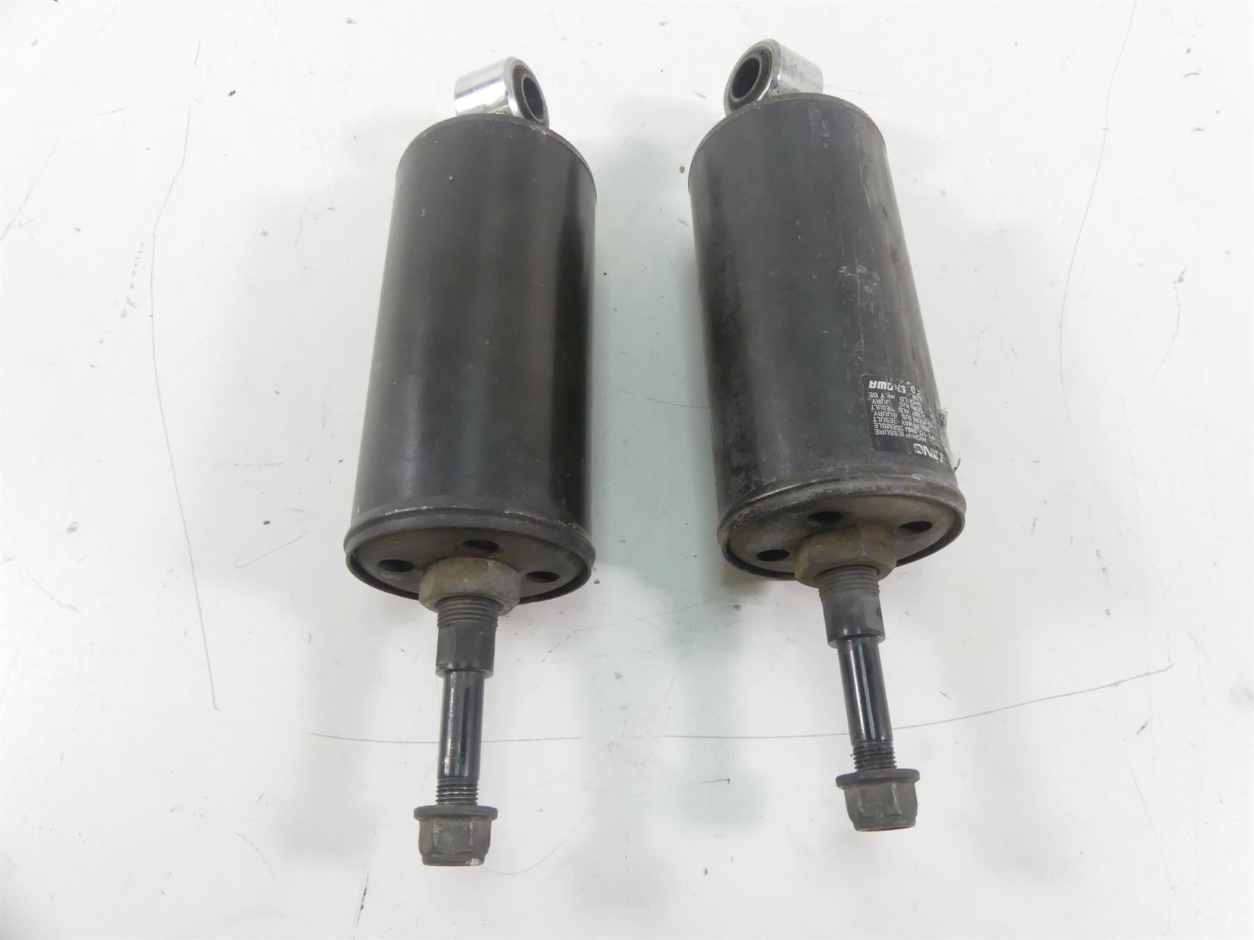 2004 Harley Softail FLSTFI Fat Boy Showa Rear Shock Damper Set - Read 54508-00B {{ shop.shopifyCountryName }} - Mototech271