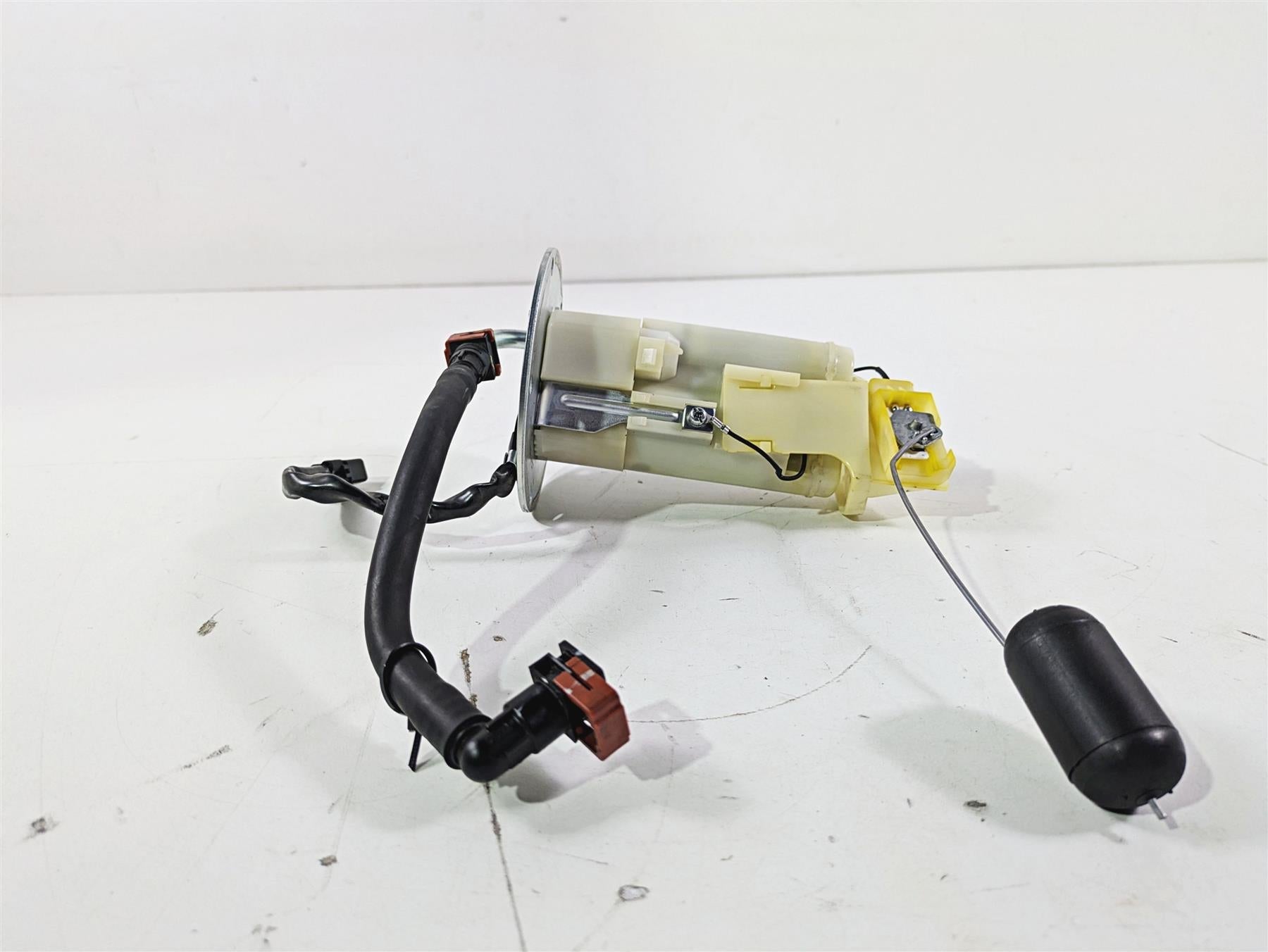 2023 Kawasaki EX400 Ninja Fuel Gas Petrol Pump - For Parts - Read 49040-0763 {{ shop.shopifyCountryName }} - Mototech271
