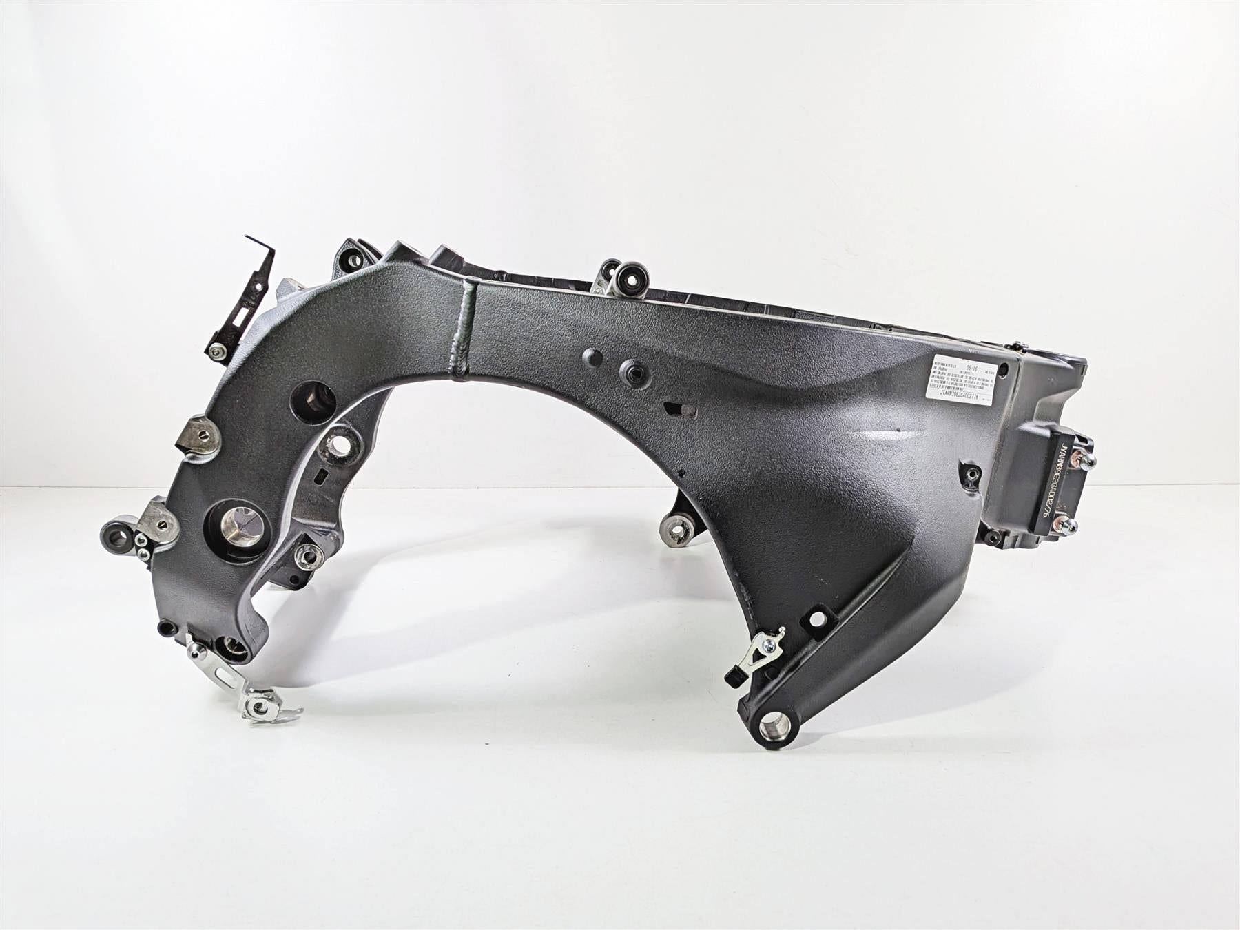 2016 Yamaha YZF R1 RN32 Main Frame Chassis - Damage - With