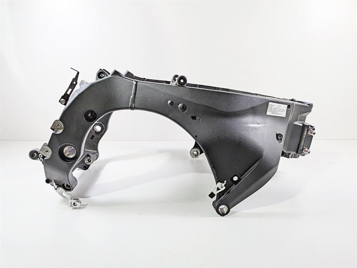 2016 Yamaha YZF R1 RN32 Main Frame Chassis - Damage - With Wisconsin Clear Title With Salvage History 2CR-21110-00-00 {{ shop.shopifyCountryName }} - Mototech271