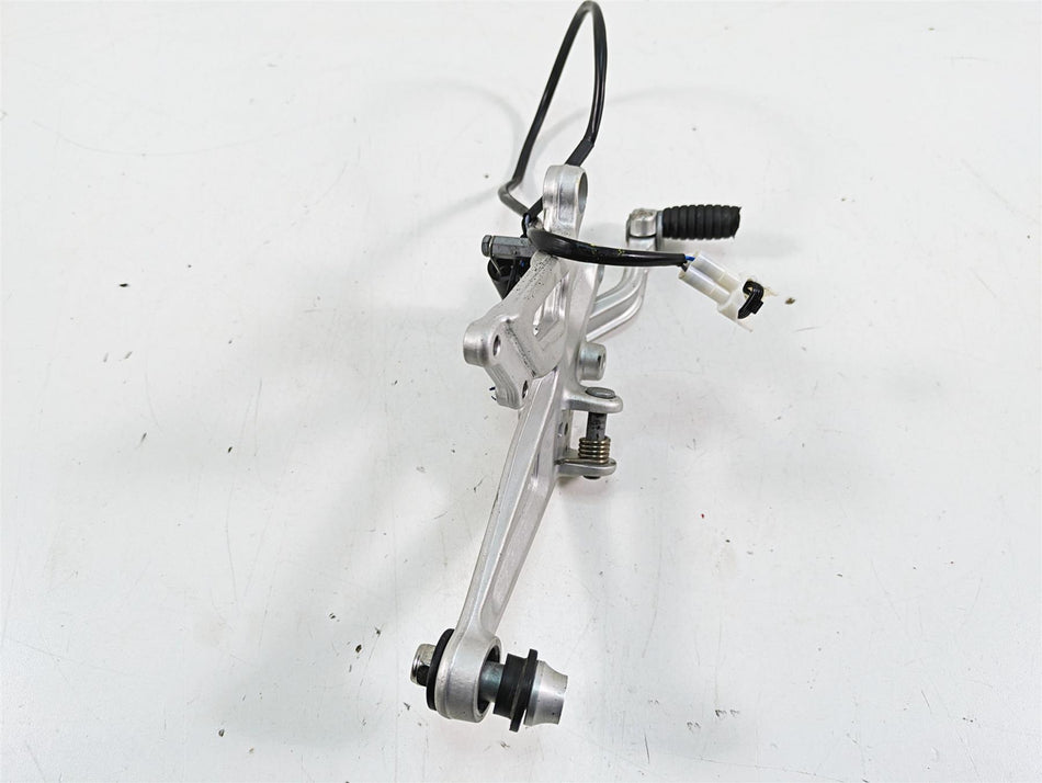 2020 Aprilia Tuono V4 Factory Right Front Footpeg Mount & Brake Ped 2B003415 {{ shop.shopifyCountryName }} - Mototech271