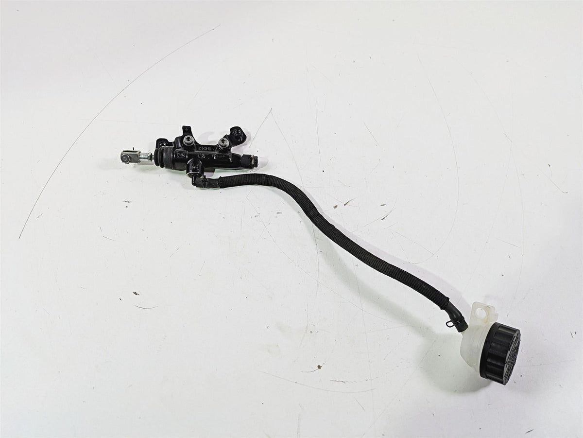 2019 BMW G310GS K02 Rear Brake Master Cylinder + Reservoir 34318560098 {{ shop.shopifyCountryName }} - Mototech271