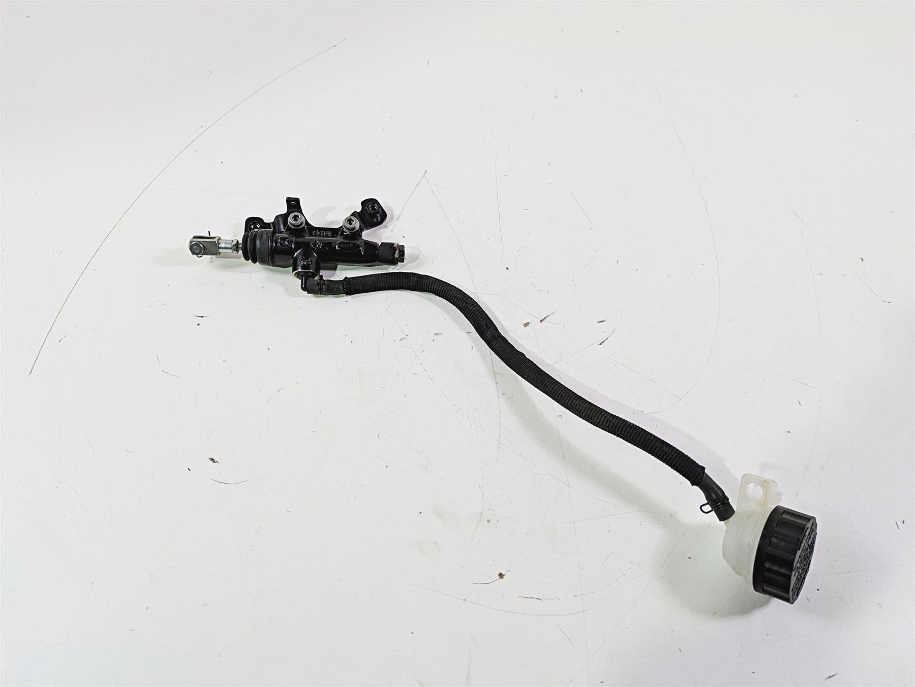 2019 BMW G310GS K02 Rear Brake Master Cylinder + Reservoir 34318560098 {{ shop.shopifyCountryName }} - Mototech271