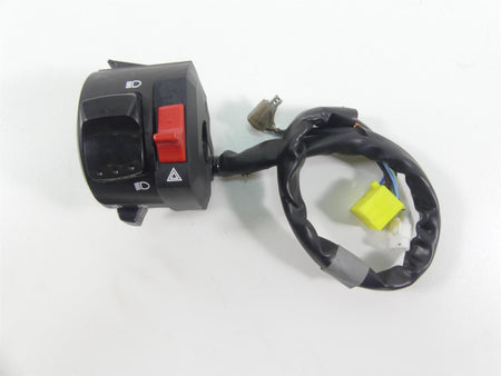 2022 Suzuki GSXR750 Left Hand Turn Signal Light Mode Control Switch 37400-14J00 {{ shop.shopifyCountryName }} - Mototech271