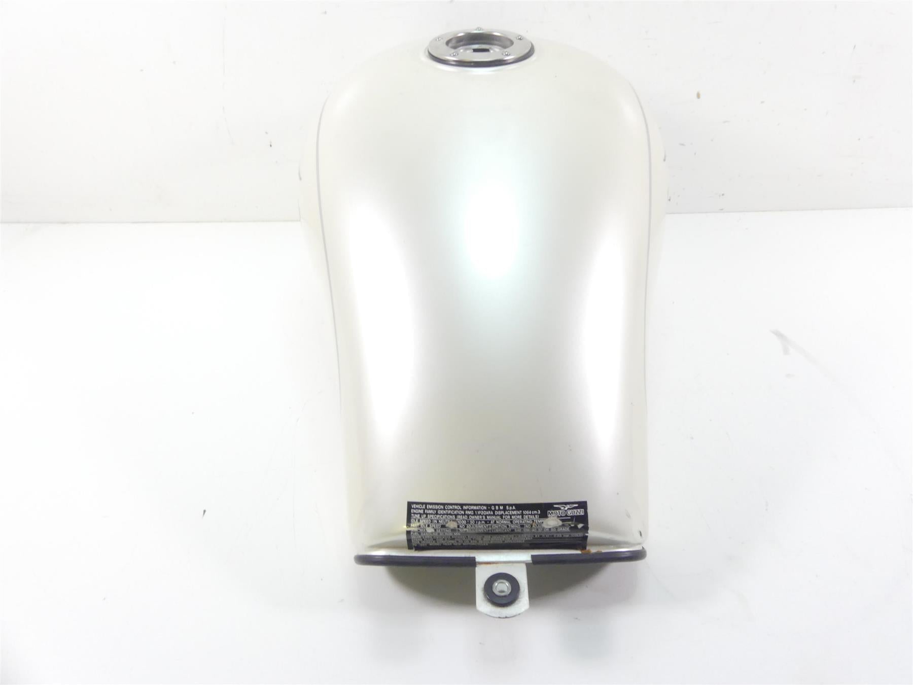 2001 Moto Guzzi California Sp 1100 Fuel Gas Petrol Tank - No Dents GU03100200 {{ shop.shopifyCountryName }} - Mototech271
