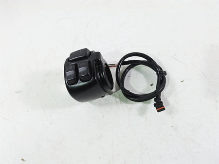 2018 Harley FXBR Softail Breakout Left Hand Blinker Control Switch 71500292 {{ shop.shopifyCountryName }} - Mototech271