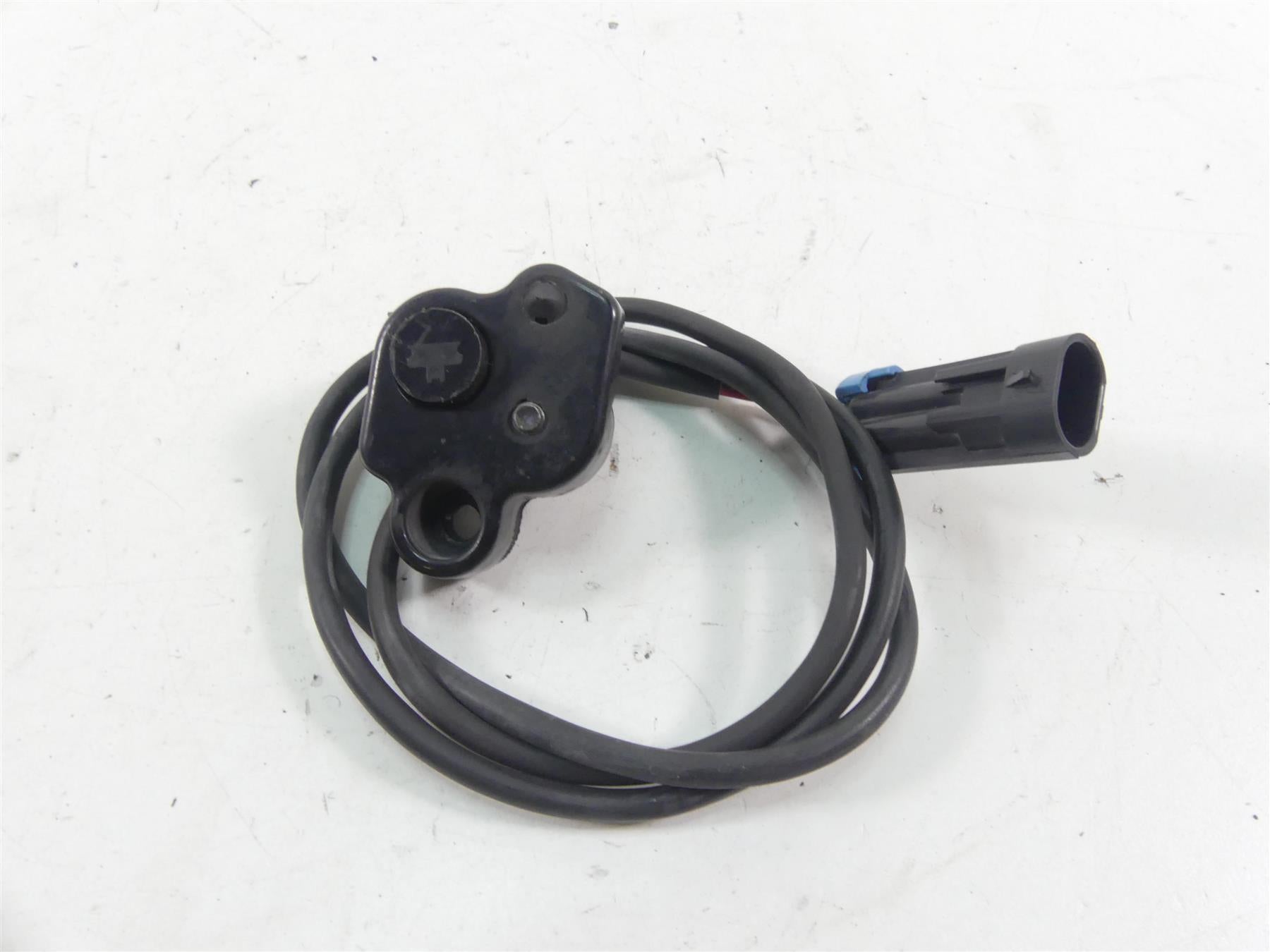 2013 Victory Cross Country Front Abs Wheel Speed Brake Sensor & Mount 4013251 {{ shop.shopifyCountryName }} - Mototech271