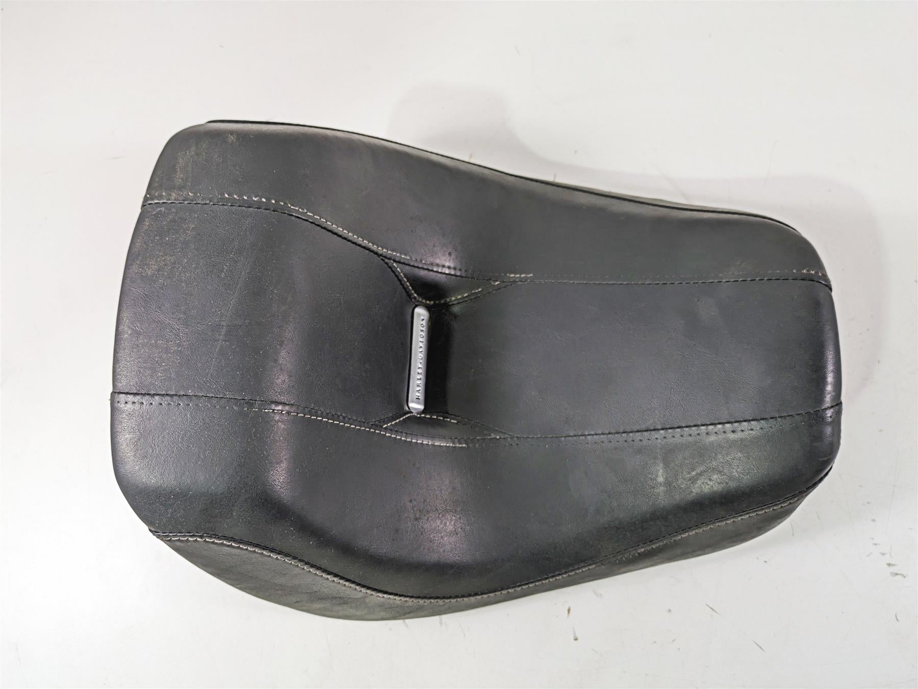 2013 Harley VRSCDX Night Rod Sp Front Rider Driver Seat -Stich Damage 52000005 {{ shop.shopifyCountryName }} - Mototech271