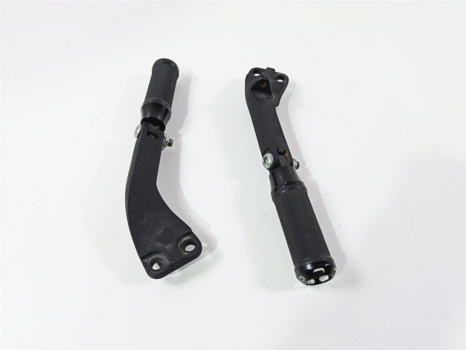 2011 Harley FXDC Dyna Super Glide Rear Performance Machine Footpeg Set 1620-2239 {{ shop.shopifyCountryName }} - Mototech271