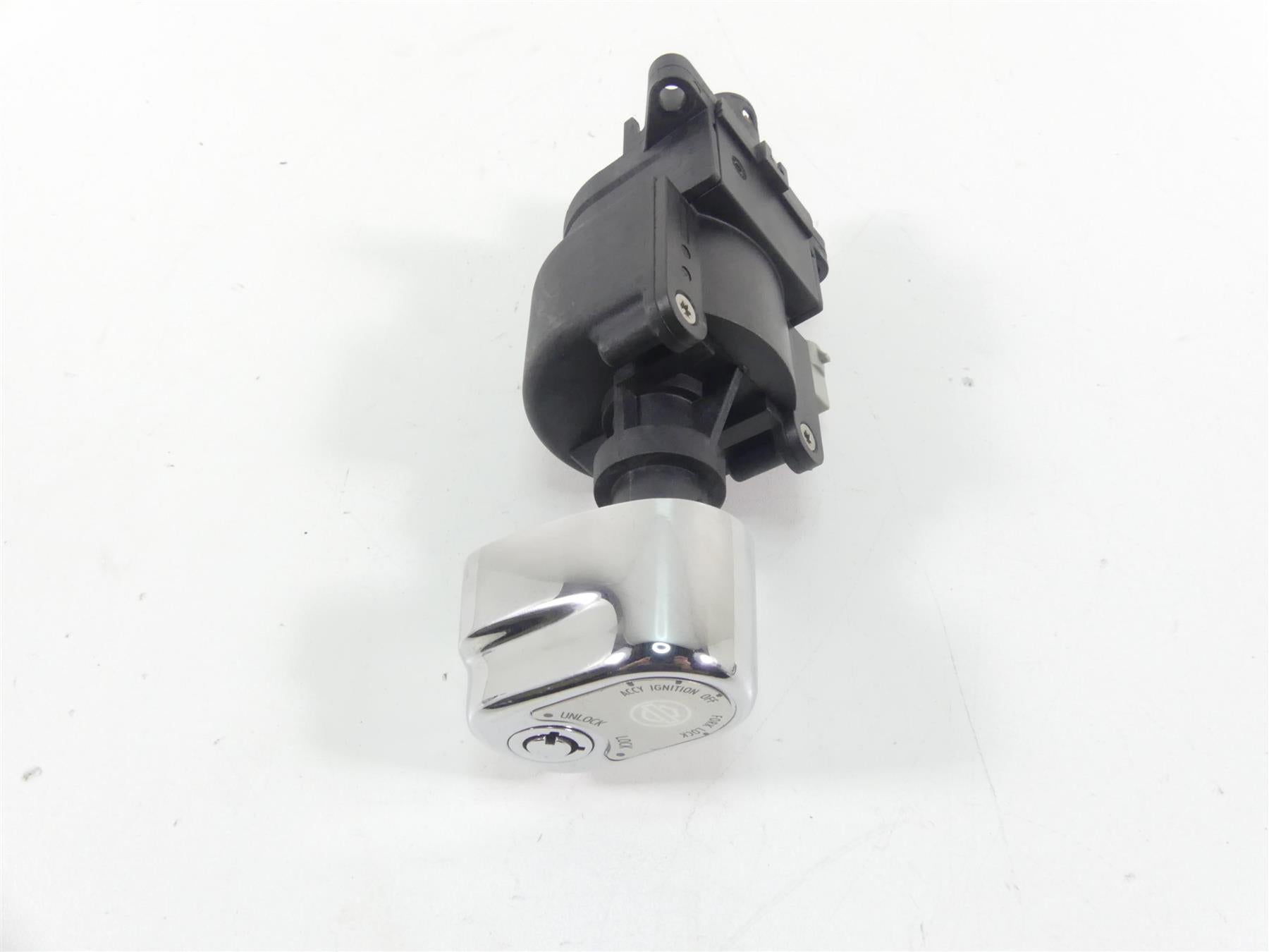 2016 Harley Touring FLHTP Electra Glide Ignition Switch Lock / VIN 71400015B