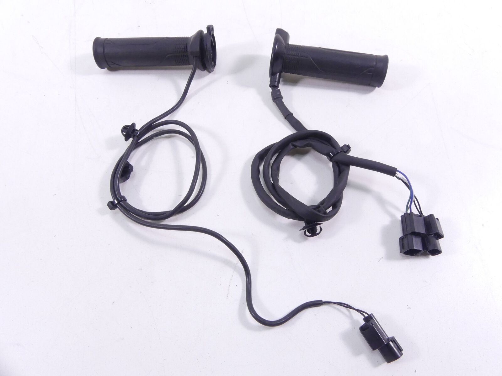 2018 Honda CRF1000 Africa Twin Heated Hand Grip Set / Grip Heater 08t71-mkk-d00 {{ shop.shopifyCountryName }} - Mototech271